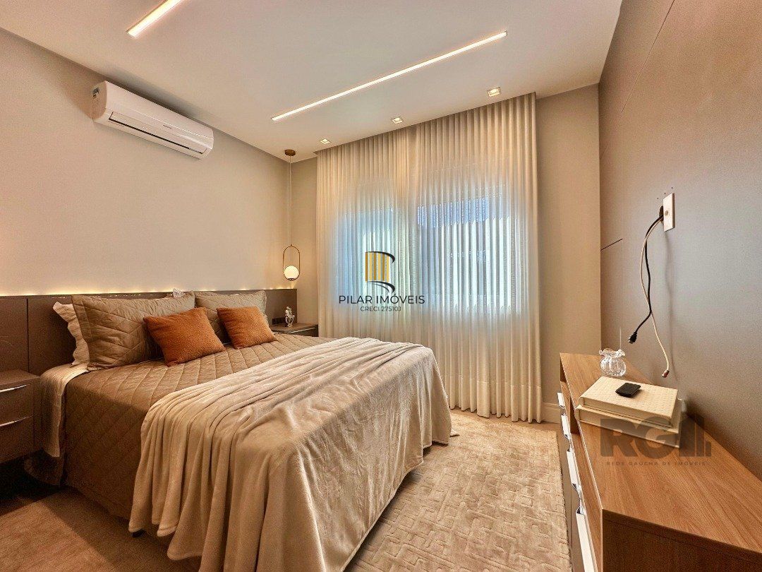 Casa de Condomínio 3 dormitórios no bairro Dubai