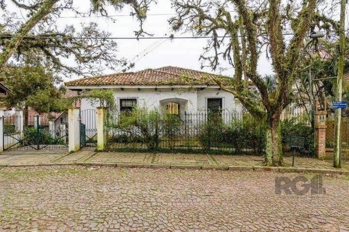 Casa com 3 dormitórios, 153 m² no bairro Vila Conceição, zona sul de Porto Alegre/RS. - Pilar Imóveis