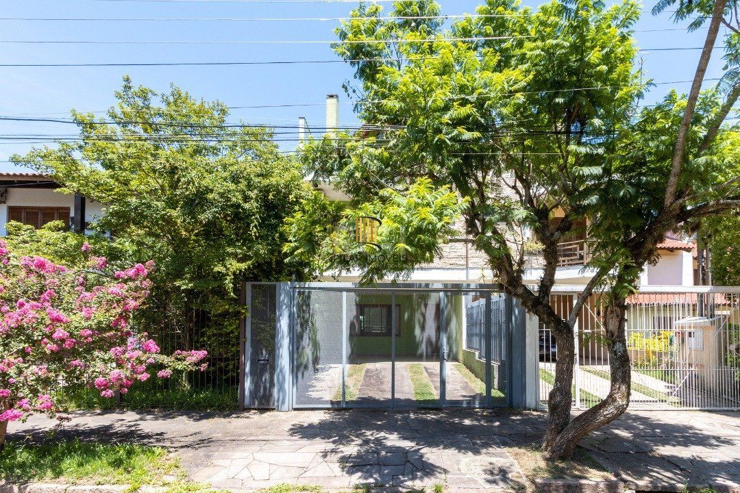 Casa para Locação/Aluguel - 222.26m², 3 dormitórios, sendo 1 suites, 3 vagas - Ipanema
