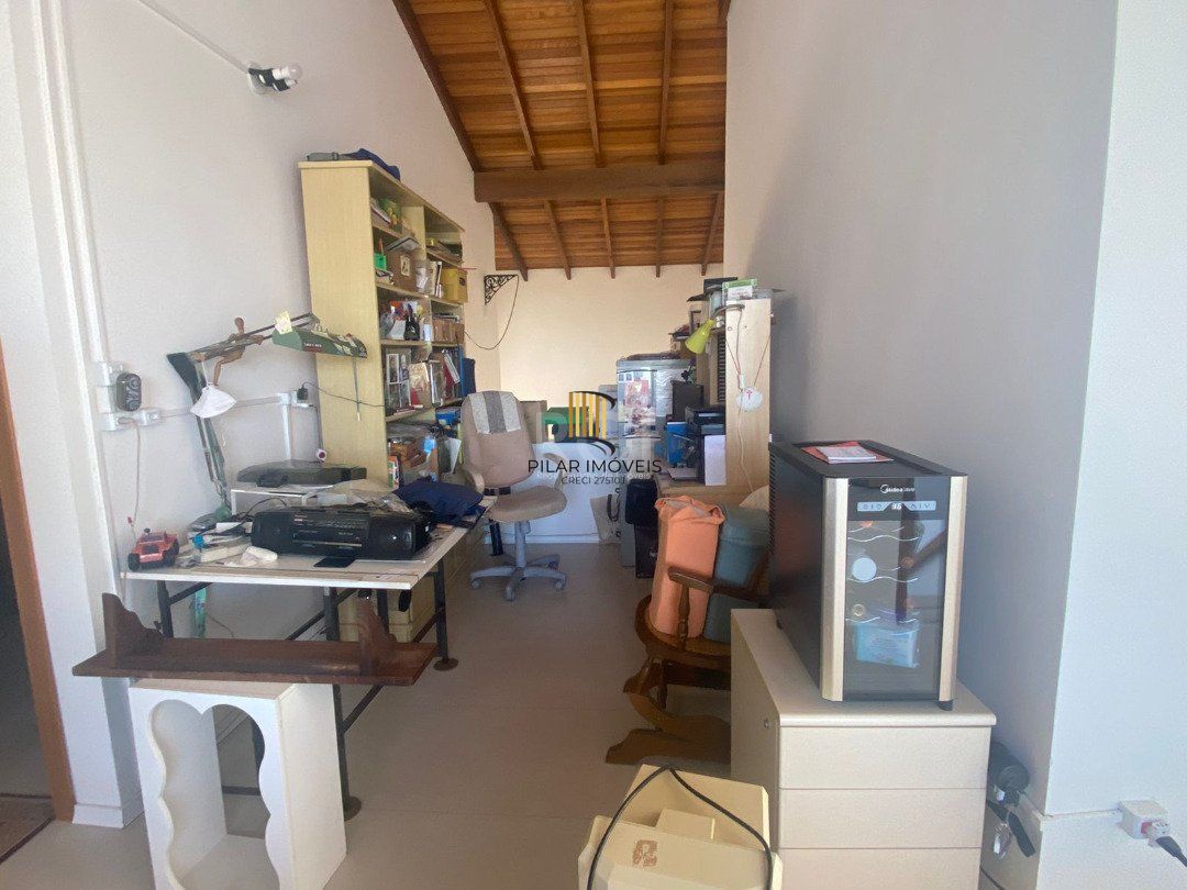 Casa Condominio para Venda - 300m², 3 dormitórios, sendo 3 suites, 4 vagas - Terra Ville