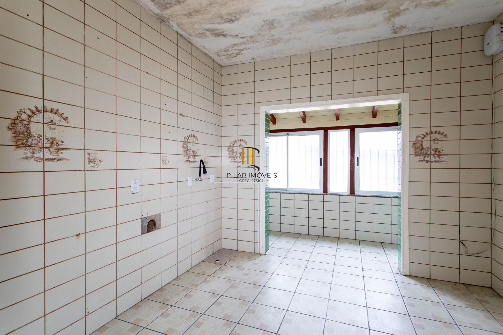 Casa 3 dormitórios no bairro Aberta dos Morros