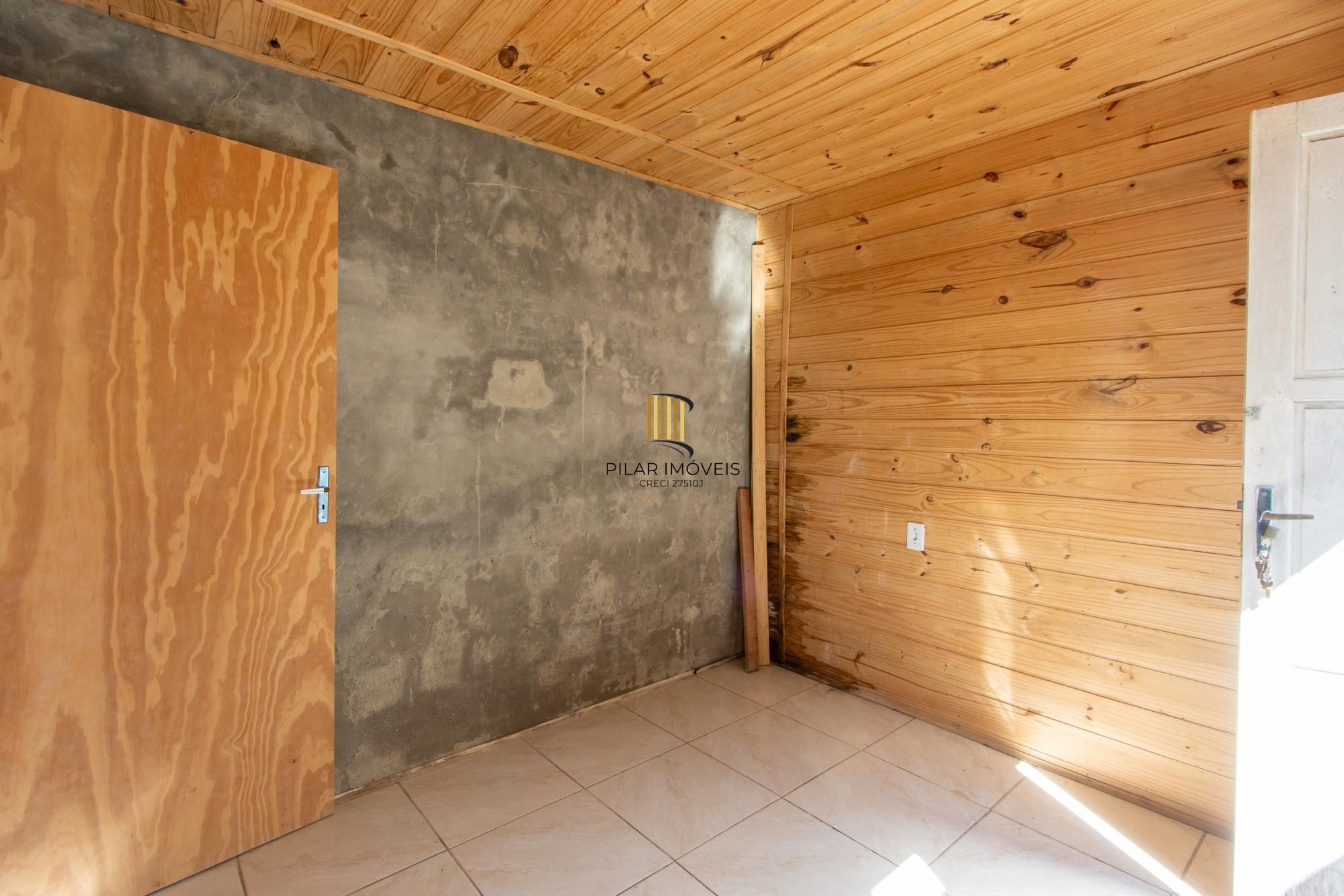 Casa para Venda - 110m², 1 dormitório, Hípica