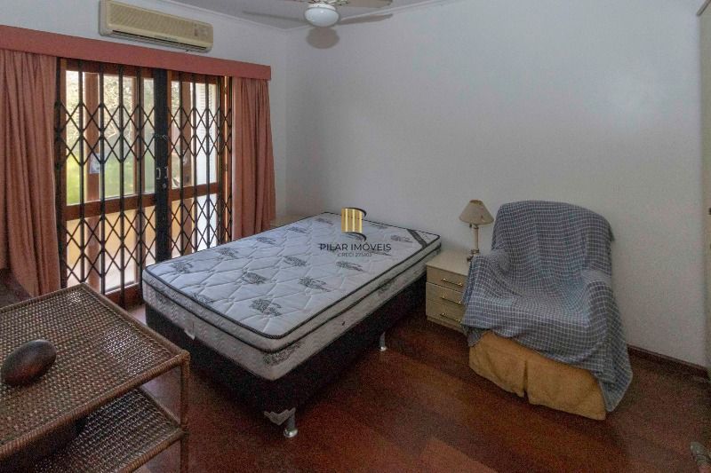 Casa para Venda - 420m², 5 dormitórios, sendo 2 suites, 6 vagas - Nonoai