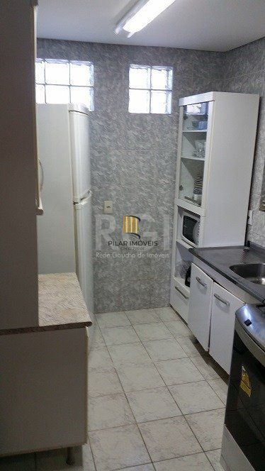 Casa para Venda - 70m², 2 dormitórios, 3 vagas - Ponta Grossa