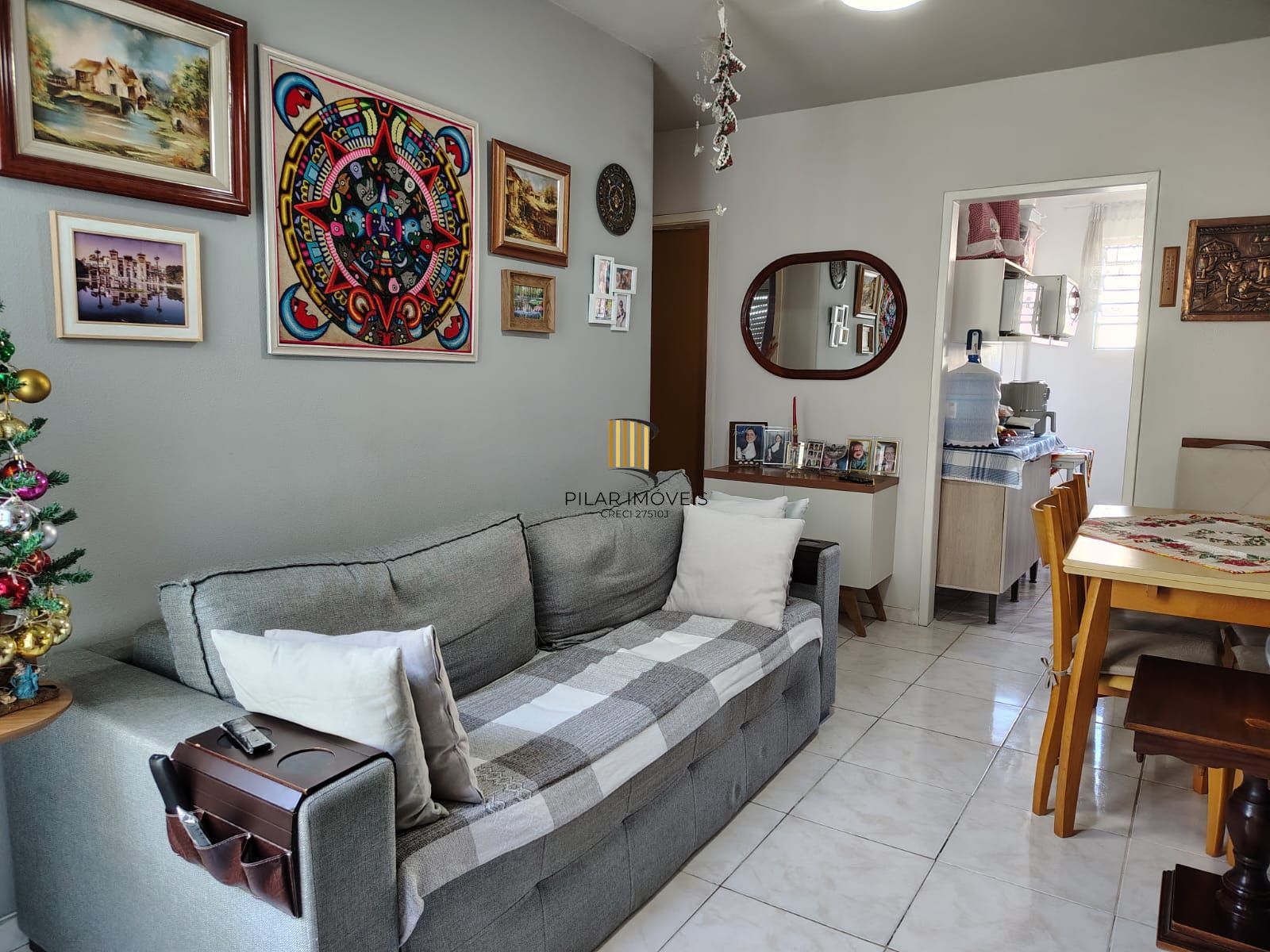 Apartamento de 2 dormitórios, 1 vaga, no bairro Camaqua. - Pilar Imóveis