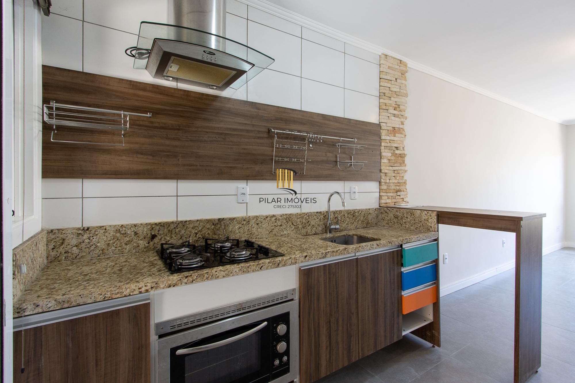 Casa de Condomínio 2 dormitórios no bairro Hípica