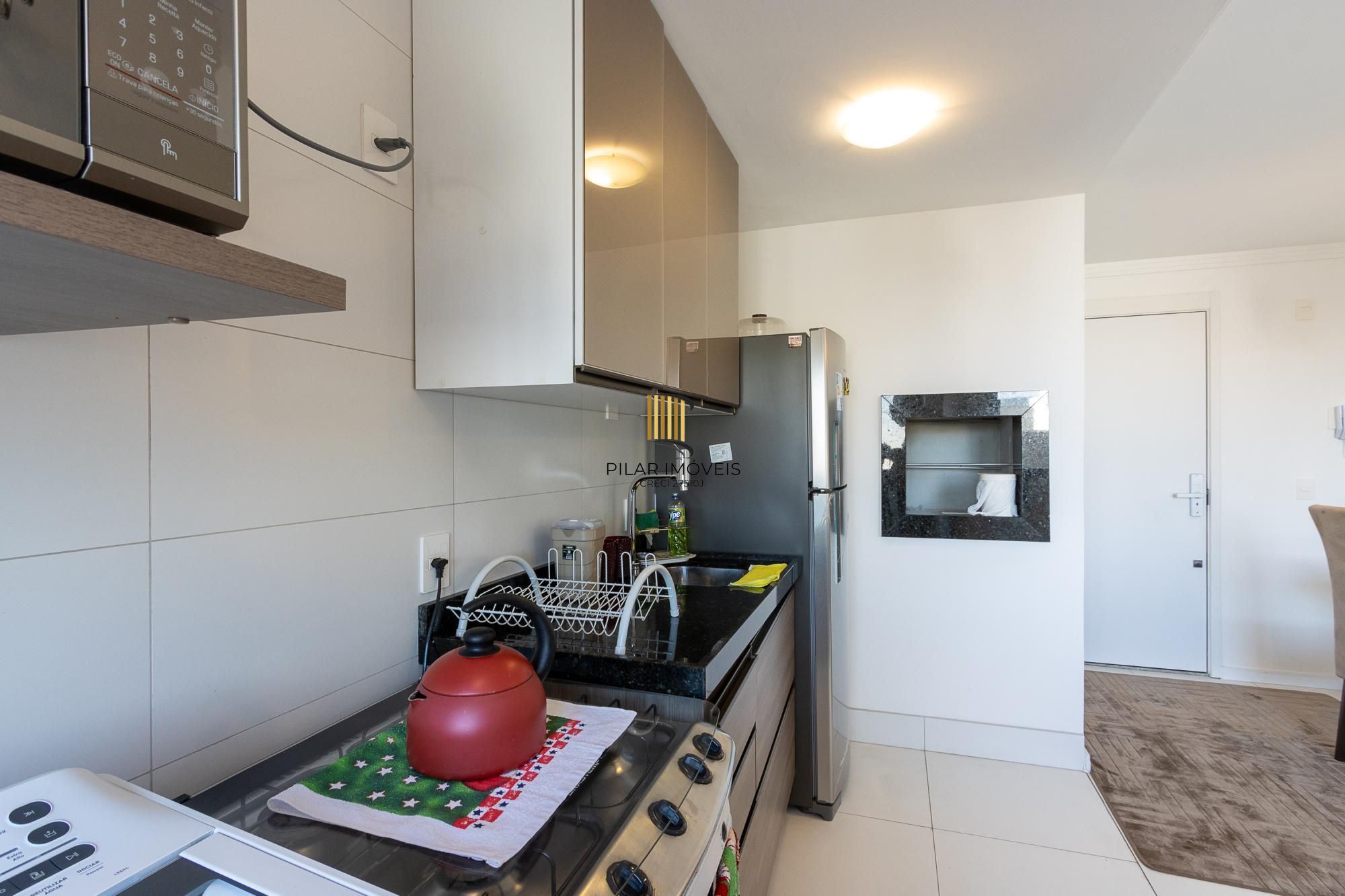 Apartamento 2 dormitórios no bairro Azenha