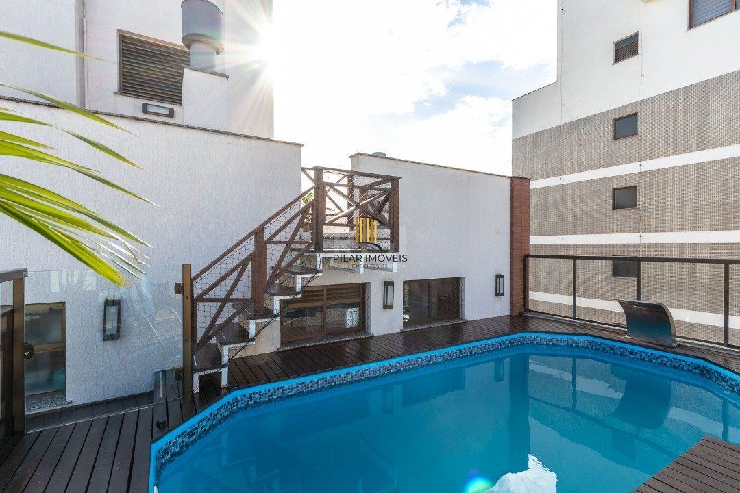 Cobertura para Venda - 444.3m², 3 dormitórios, sendo 1 suites, 4 vagas - Tristeza