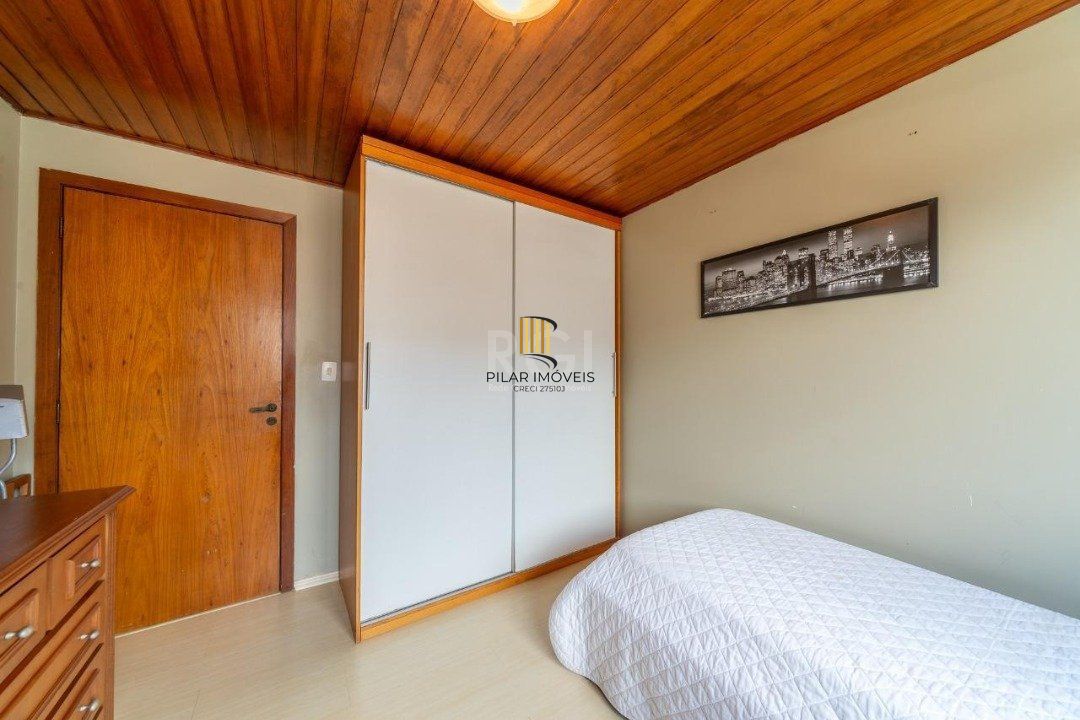 Casa de Condomínio 3 dormitórios no bairro Ipanema