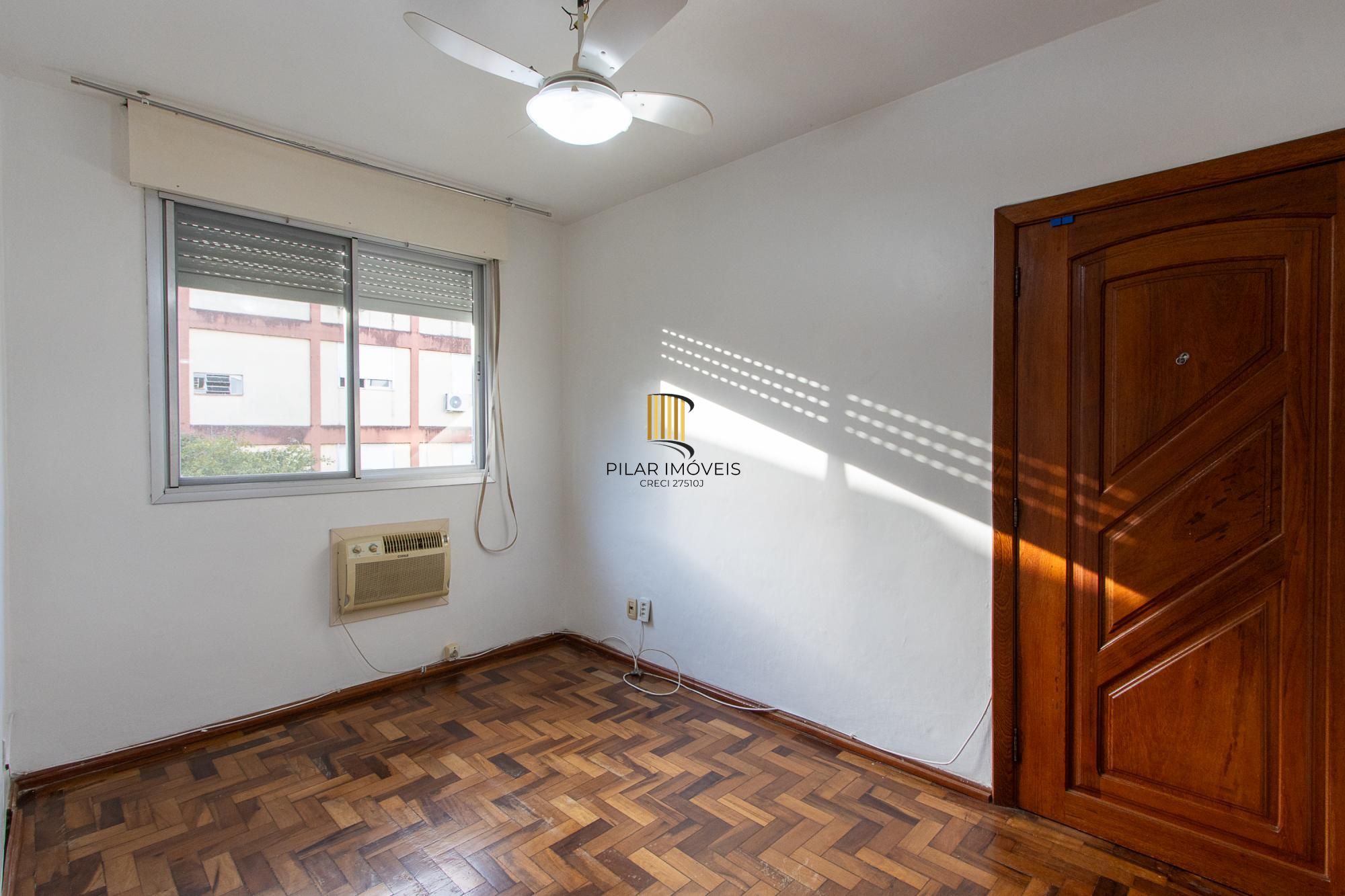 Apartamento de 2 dormitórios no bairro Camaquã.