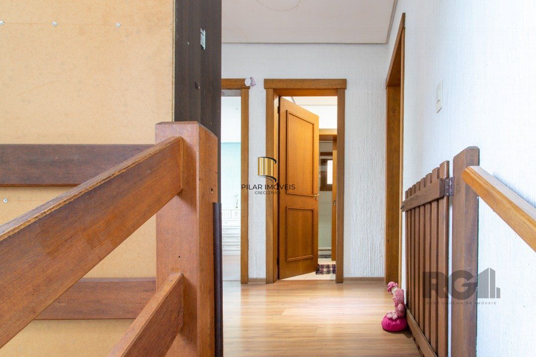 Casa de Condomínio 4 dormitórios no bairro Belém Novo