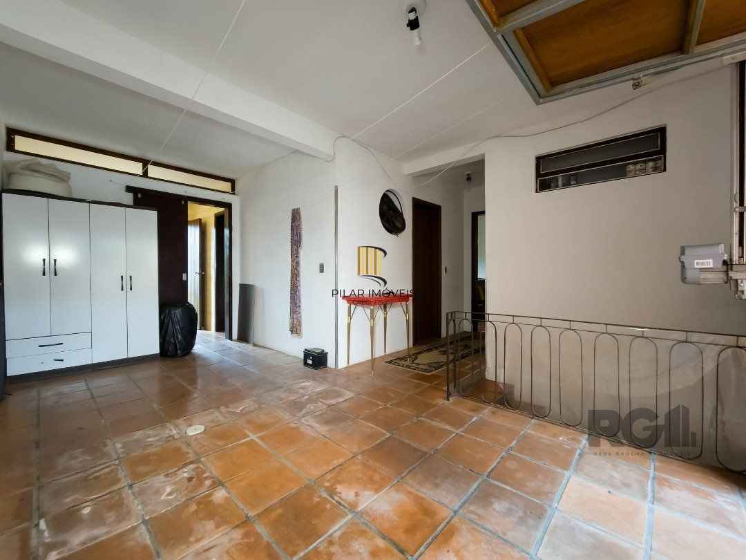 Casa 4 dormitórios no bairro Teresópolis