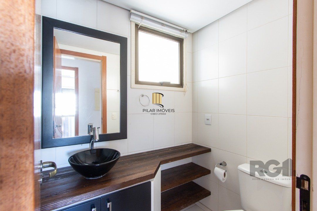 Apartamento de 3 dormitórios, sendo 1 suíte, 1 vaga de garagem, infra completa no bairro Tristeza