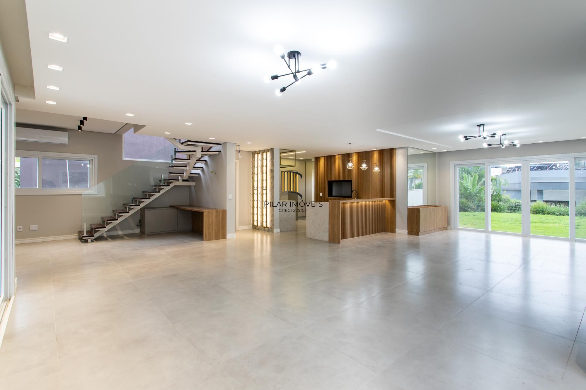 Casa Condominio para Venda - 300m², 3 dormitórios, sendo 3 suites, 2 vagas - Alphaville