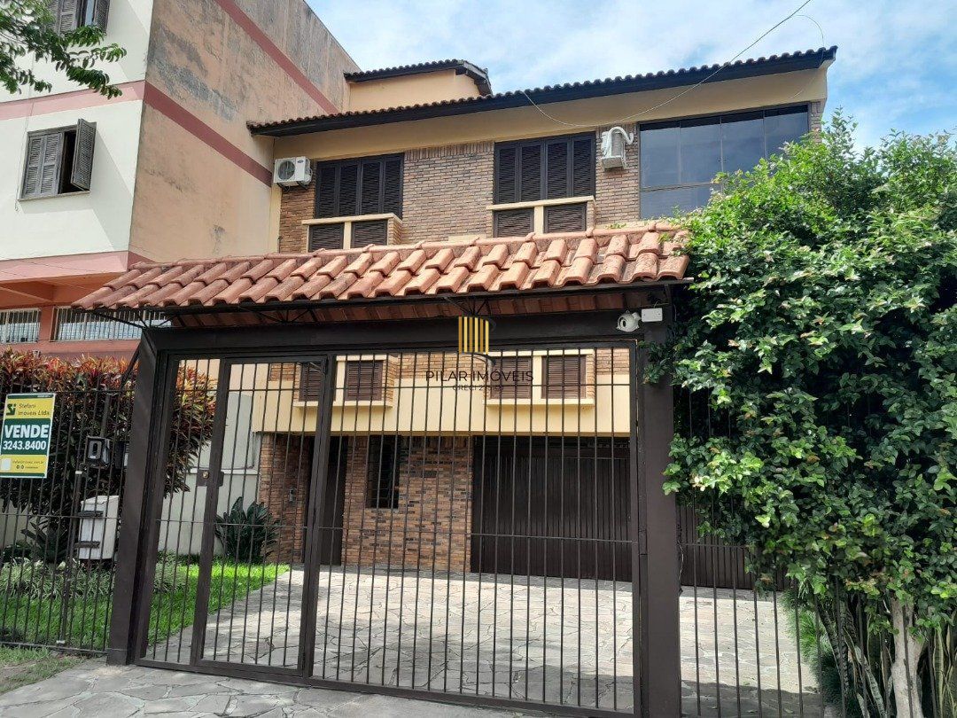 Cobertura 3 dormitórios no bairro Camaquã - Pilar Imóveis