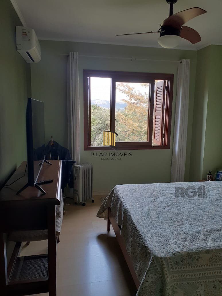Casa Condominio para Venda - 270m², 3 dormitórios, sendo 3 suites, 2 vagas - Cavalhada