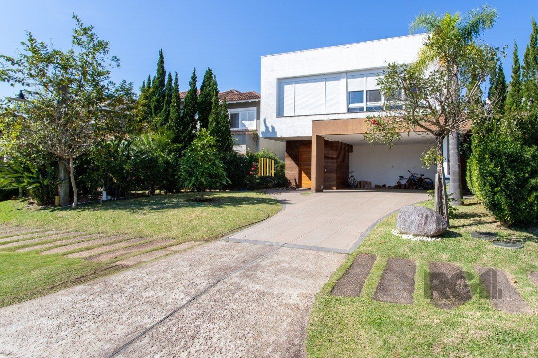 Casa de Condomínio 3 dormitórios no bairro Belém Novo