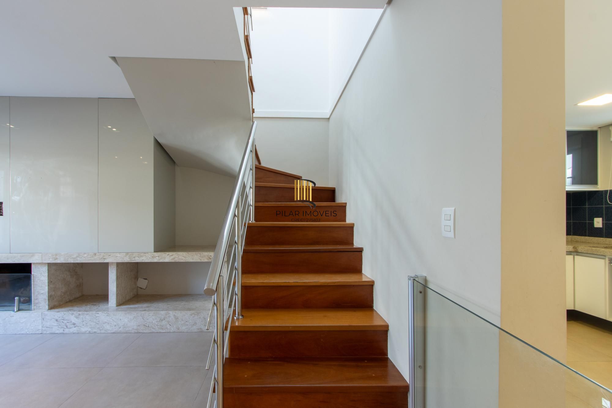 Casa em condomínio