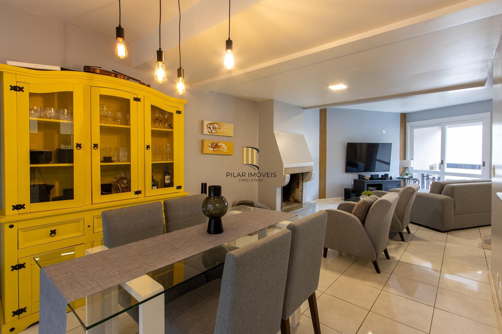 Casa de Condomínio 3 dormitórios no bairro Boa Vista