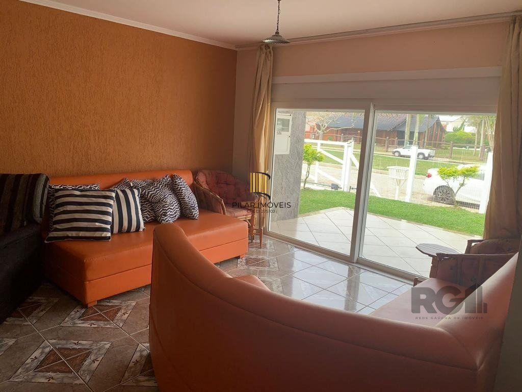 Casa com 6 dormitórios em Atlântida