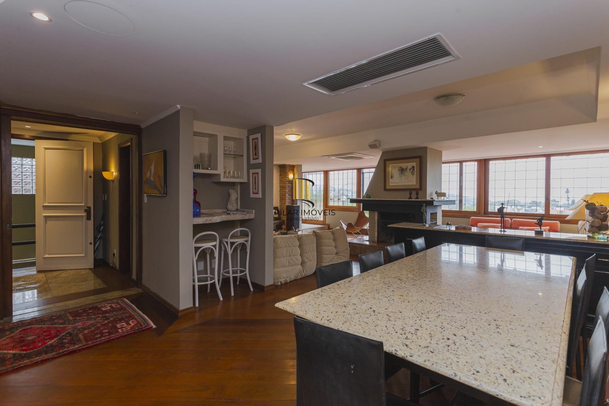 Casa semi-mobiliada na Vila Assunção com vista deslumbrante para o Guaíba e Veleiros do Sul