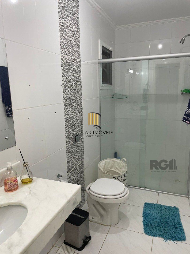 Casa 3 dormitórios no bairro Espírito Santo