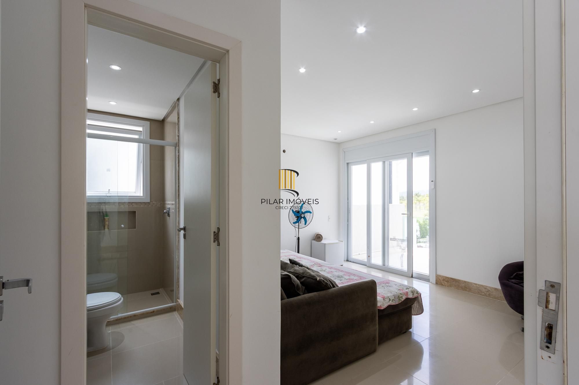 Excelente Casa à Venda no Condomínio Terra Ville