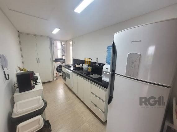 Apartamento 2 dormitórios no bairro Atlântida