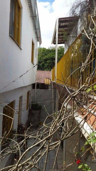 Casa 3 dormitórios no bairro Espírito Santo