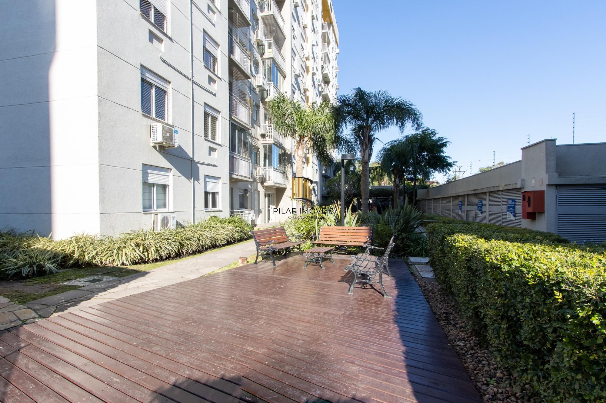 Apartamento de 3 dormitórios, 1 suíte e 1 vaga coberta.