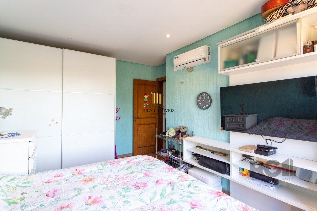 Casa de Condomínio 4 dormitórios no bairro Belém Novo