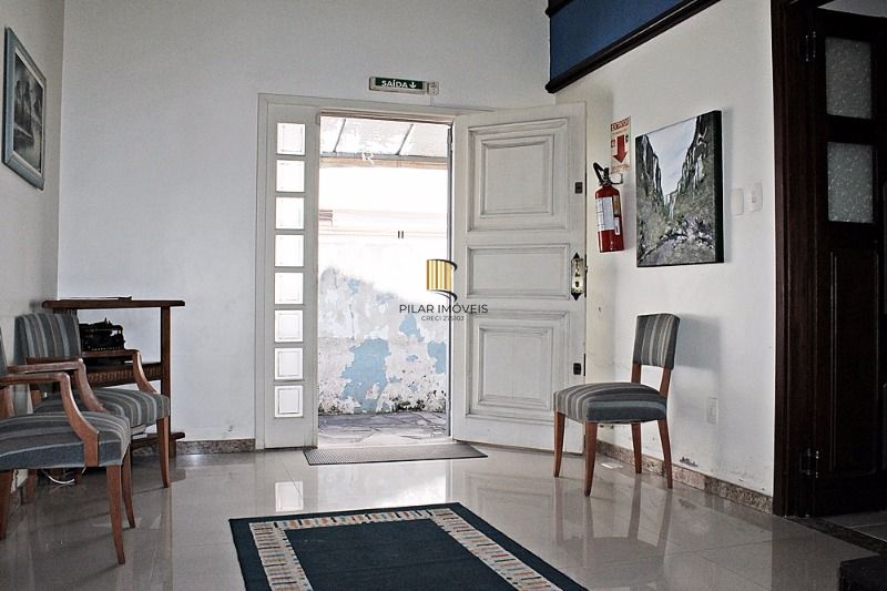 Predio para Venda - 236m², 0 dormitórios, 4 vagas - Menino Deus