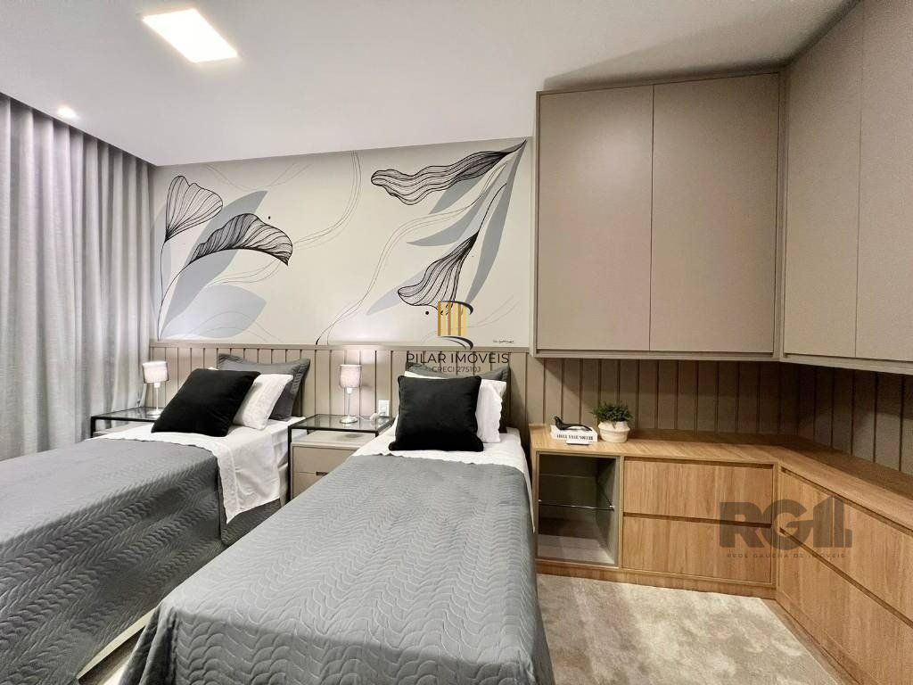 Casa térrea no Condomínio Velas da Marina com 4 suítes, piscina e 243m² privativos
