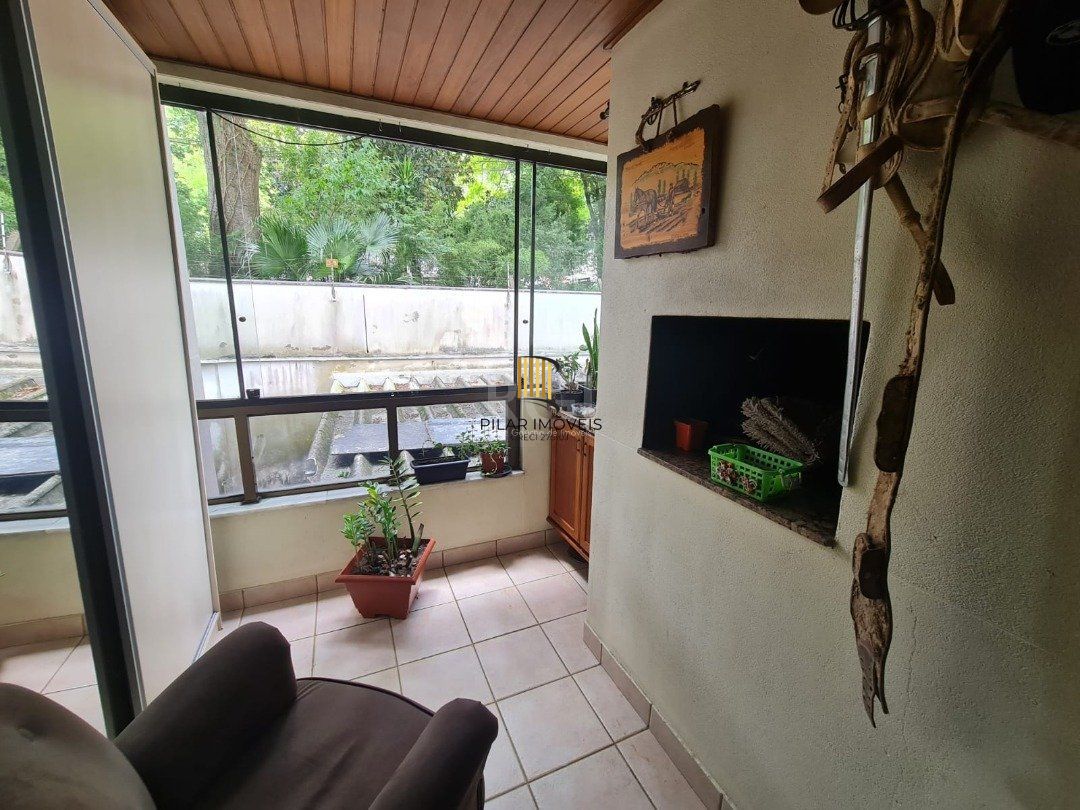 Apartamento 3 dormitórios no bairro Menino Deus