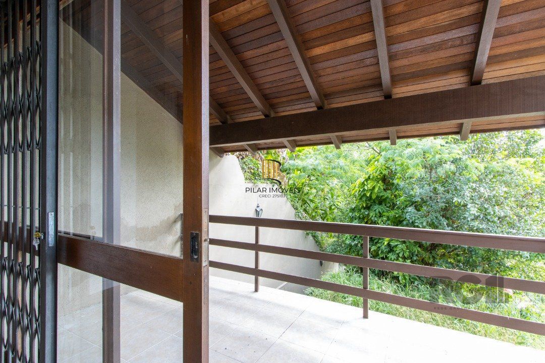 Casa de 3 dormitórios no Jardim Isabel com vista para o Guaíba.