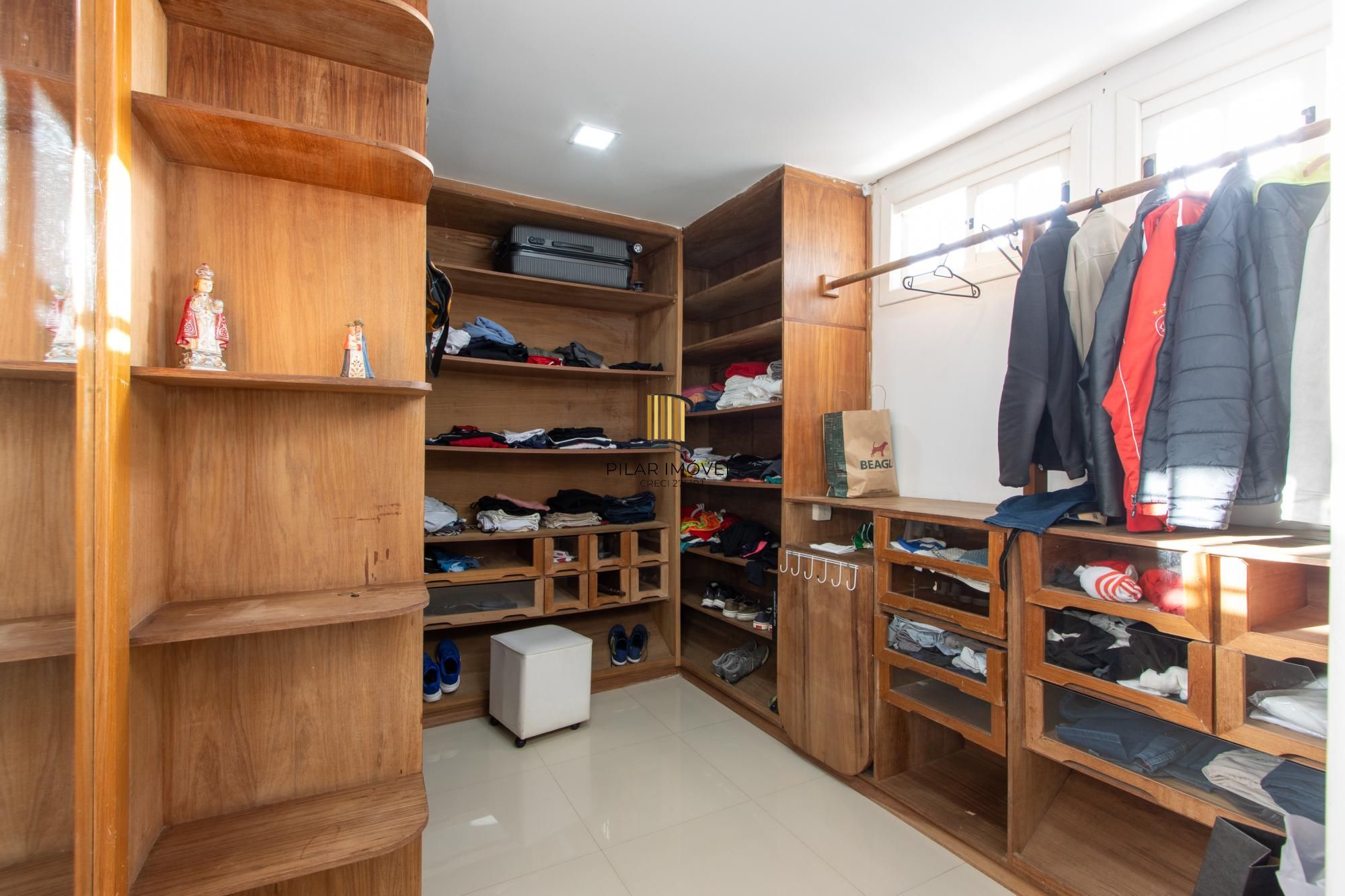 Casa em Condomínio à Venda | 282m² | 3 Suítes | 2 Vagas | Bairro Nonoai - Porto Alegre