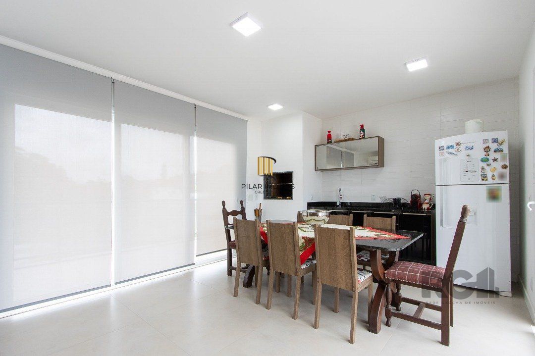 Casa de Condomínio 3 dormitórios no bairro Vila Assunção