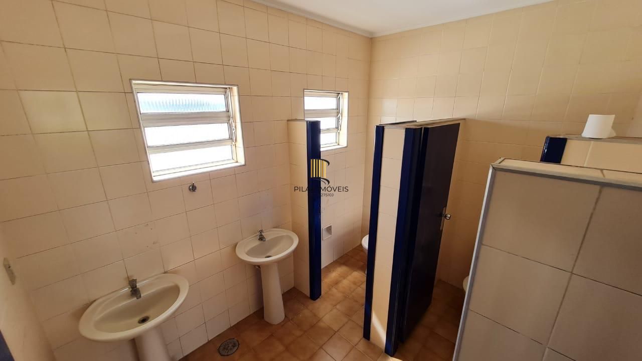 Prédio Comercial 4 dormitórios no bairro Sarandi