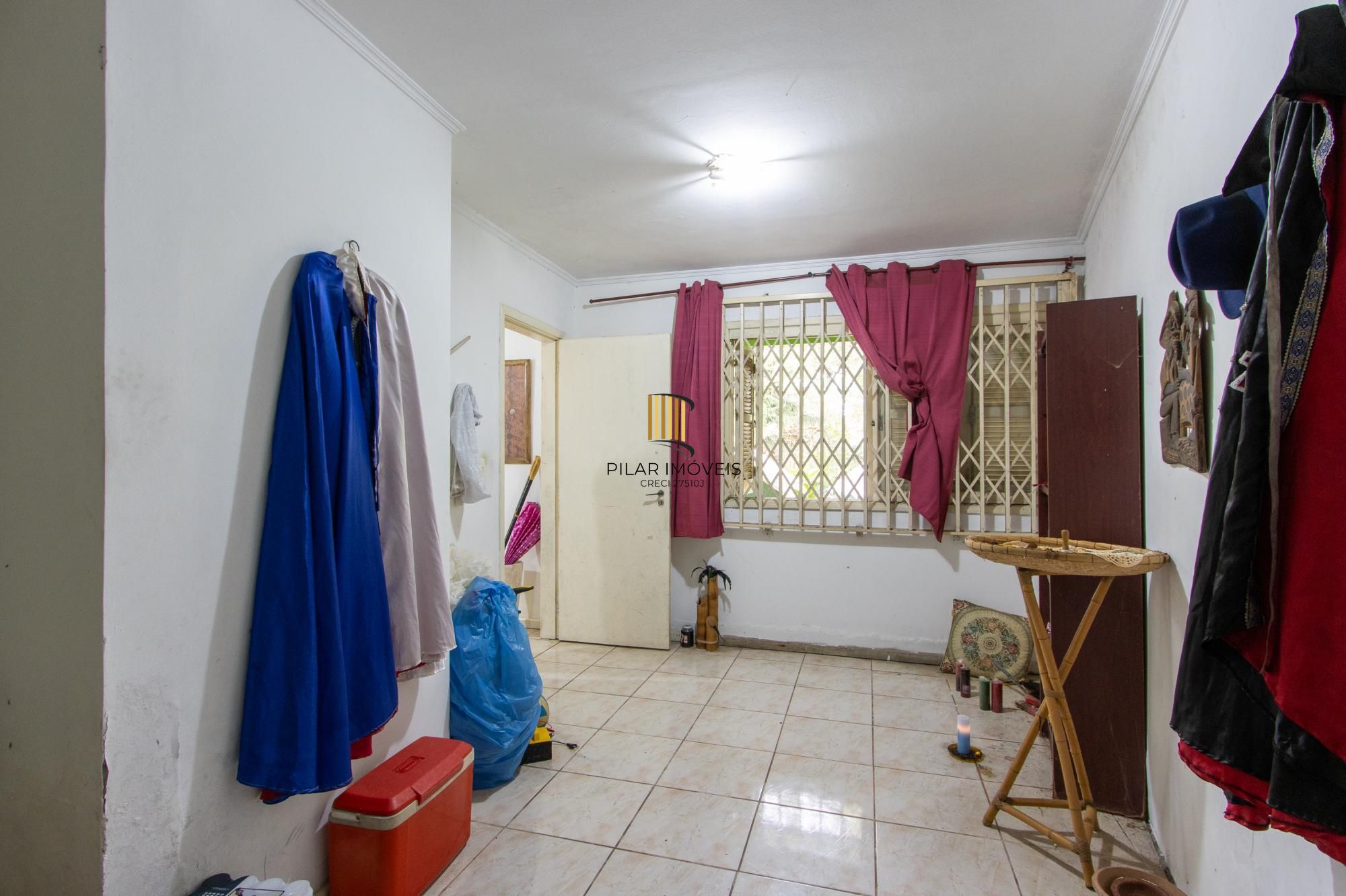 Casa para Venda - 385m², 4 dormitórios, sendo 3 suites, 2 vagas - Belém Velho