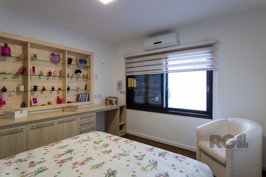 Casa 4 dormitórios no bairro Jardim Isabel