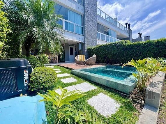 Casa de Condomínio 2 dormitórios no bairro Atlântida Sul