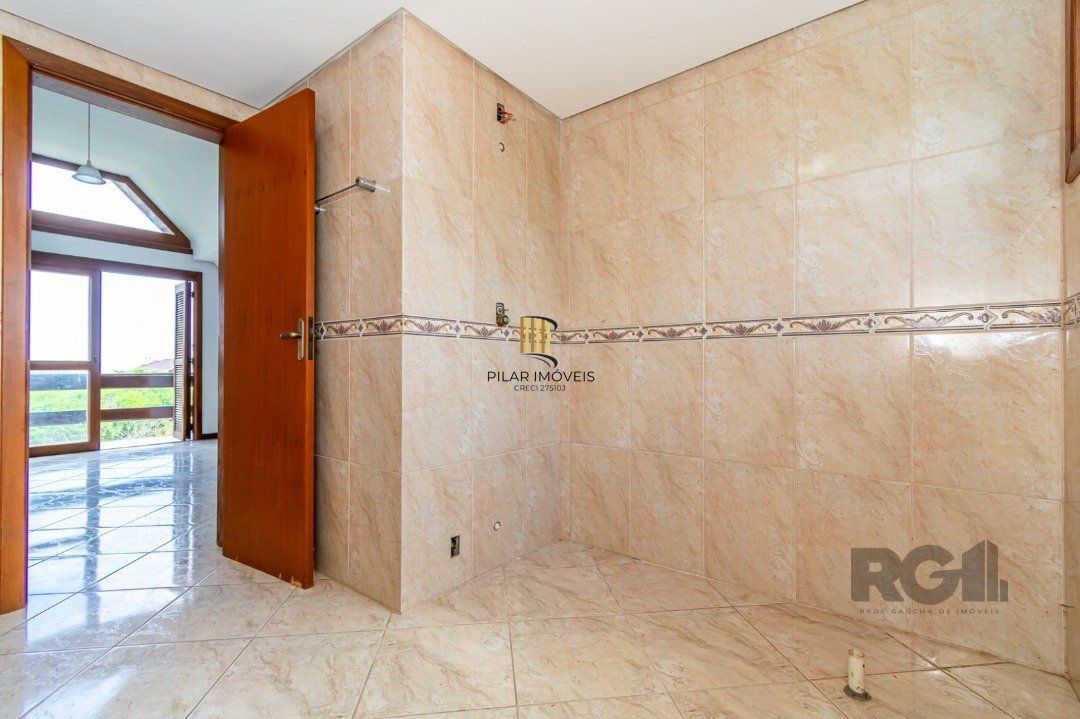 Casa 3 dormitórios no bairro Espírito Santo