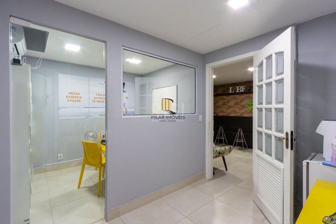Sala em andar inteiro com 157,44  privativos