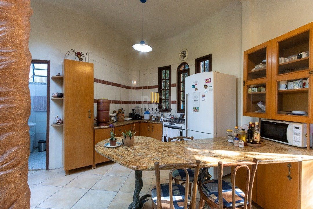 Casa 3 dormitórios no bairro Belém Novo