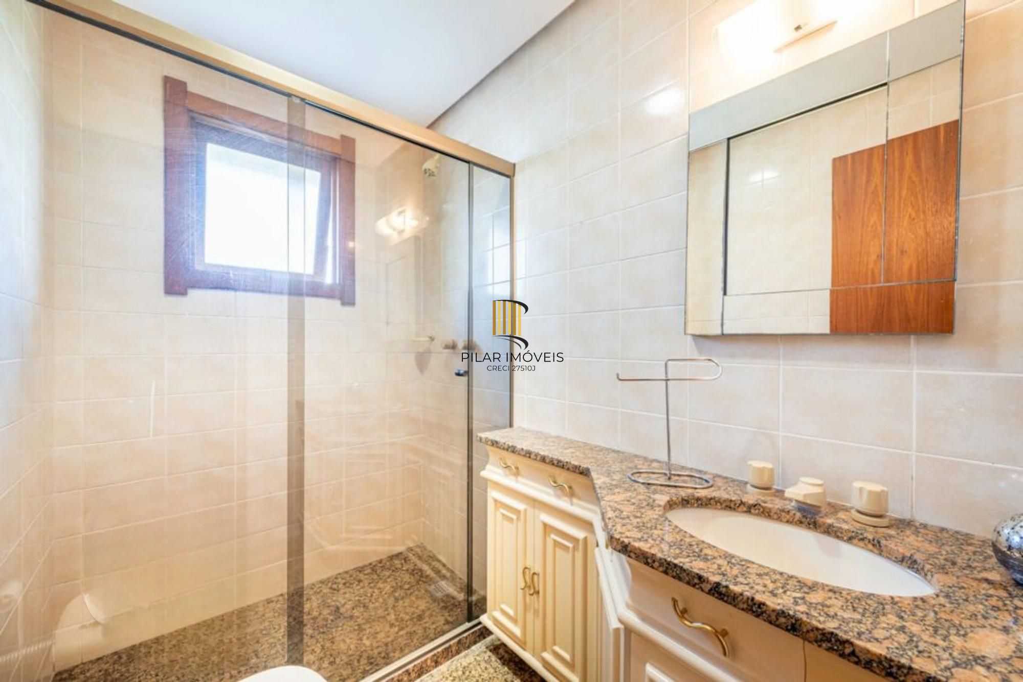 Apartamento à venda em Petrópolis com 153 m², 2 quartos, 1 suíte, 2 vagas