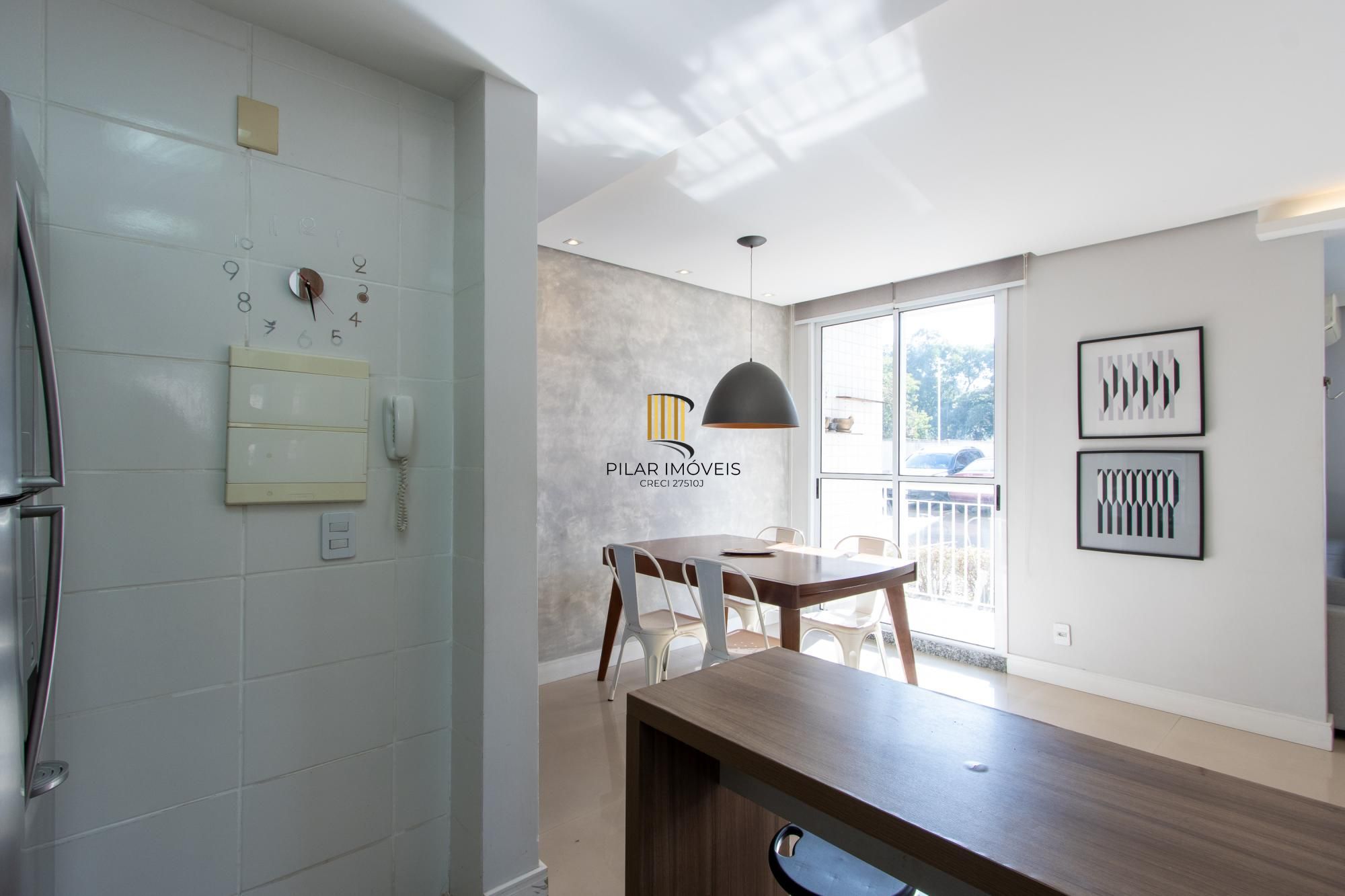 Apartamento 2 dormitórios no bairro Cristal