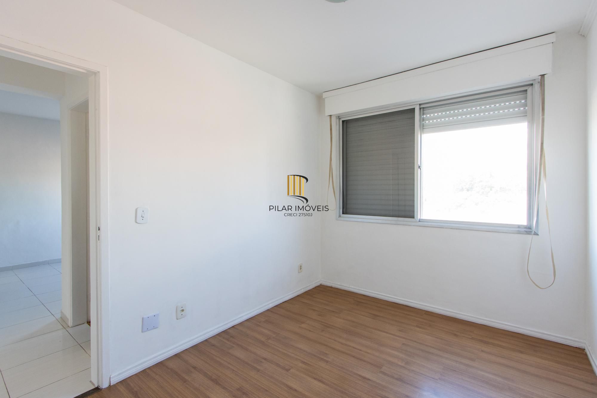 Apartamento de 02 dormitórios, banheiro social e lavabo. Vista panorâmica, cozinha ampla e área de serviço  ampla.