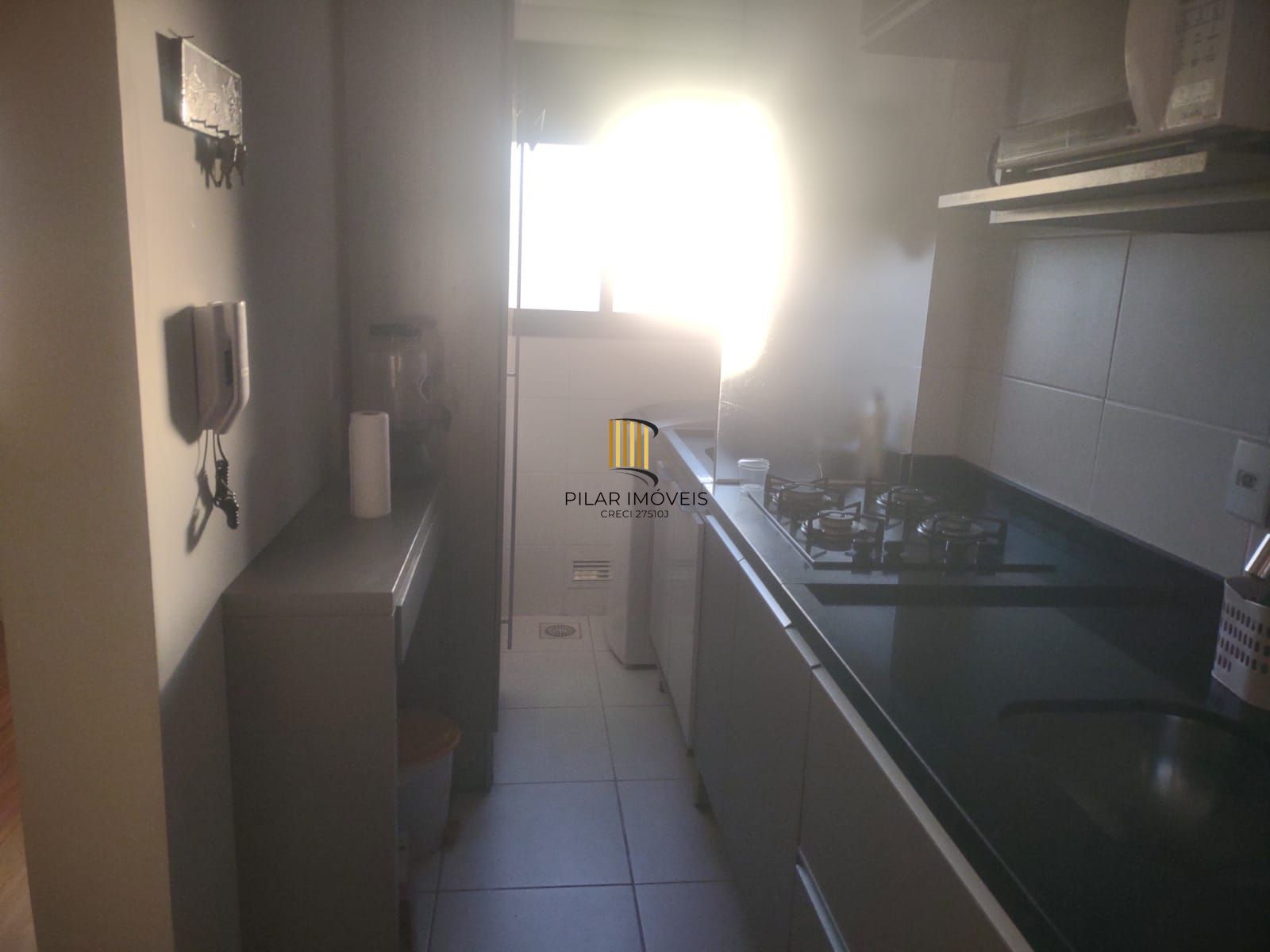 Apartamento no Condomínio Live It, 2 dormitórios, suíte, churrasqueira, vaga coberta.