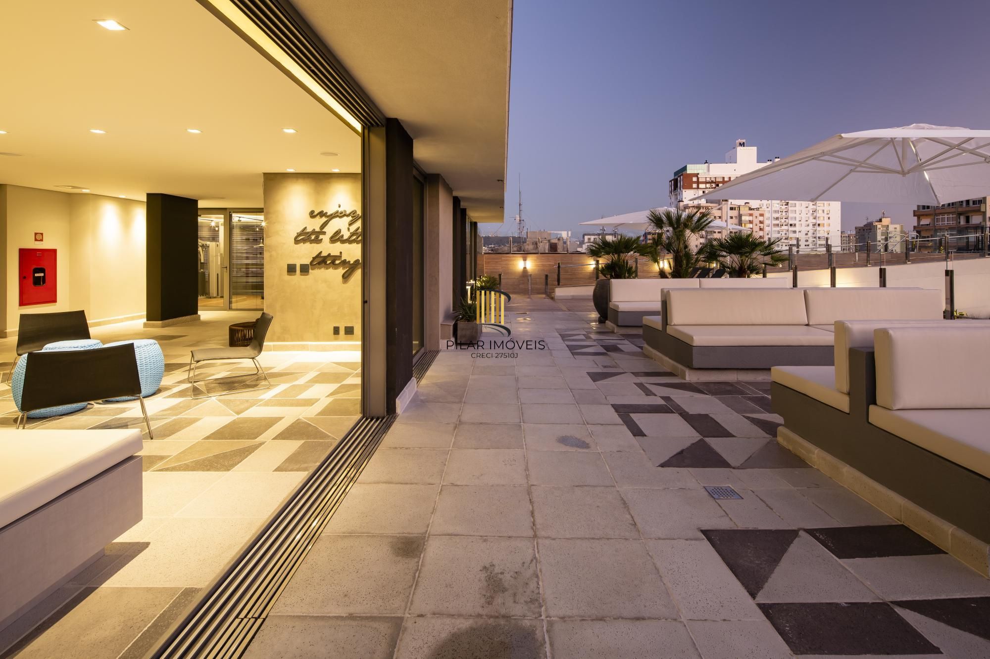 Apartamento de  dormitório no condomínio Artsy Cidade Baixa.