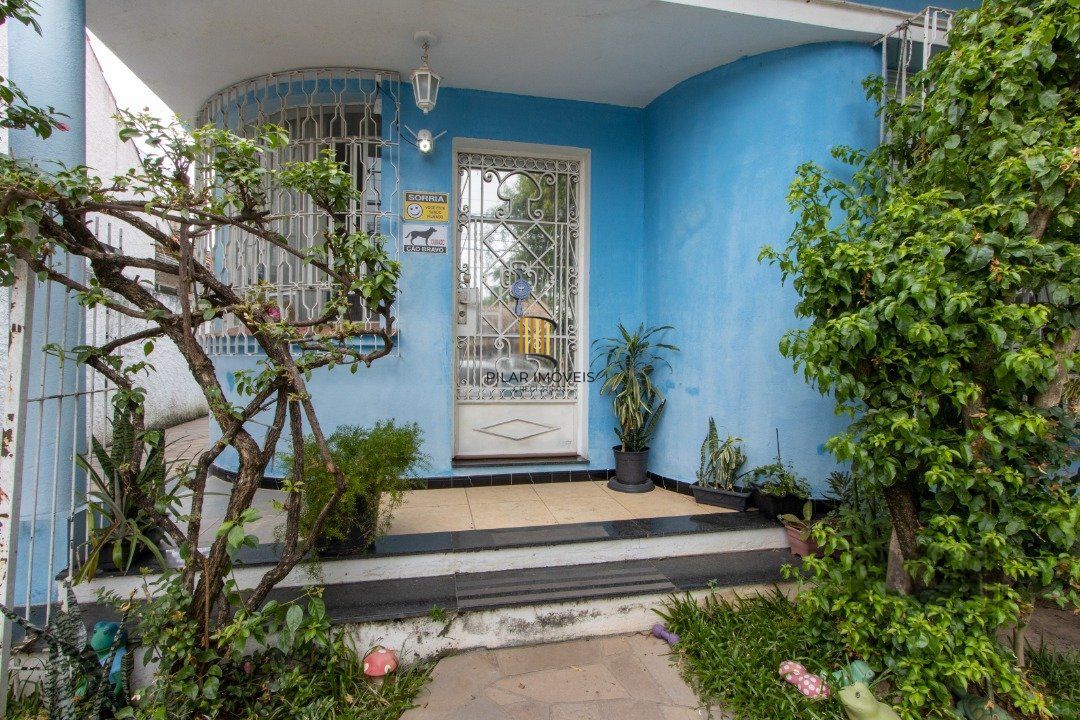Casa para Venda - 126.89m², 3 dormitórios, 5 vagas - Azenha